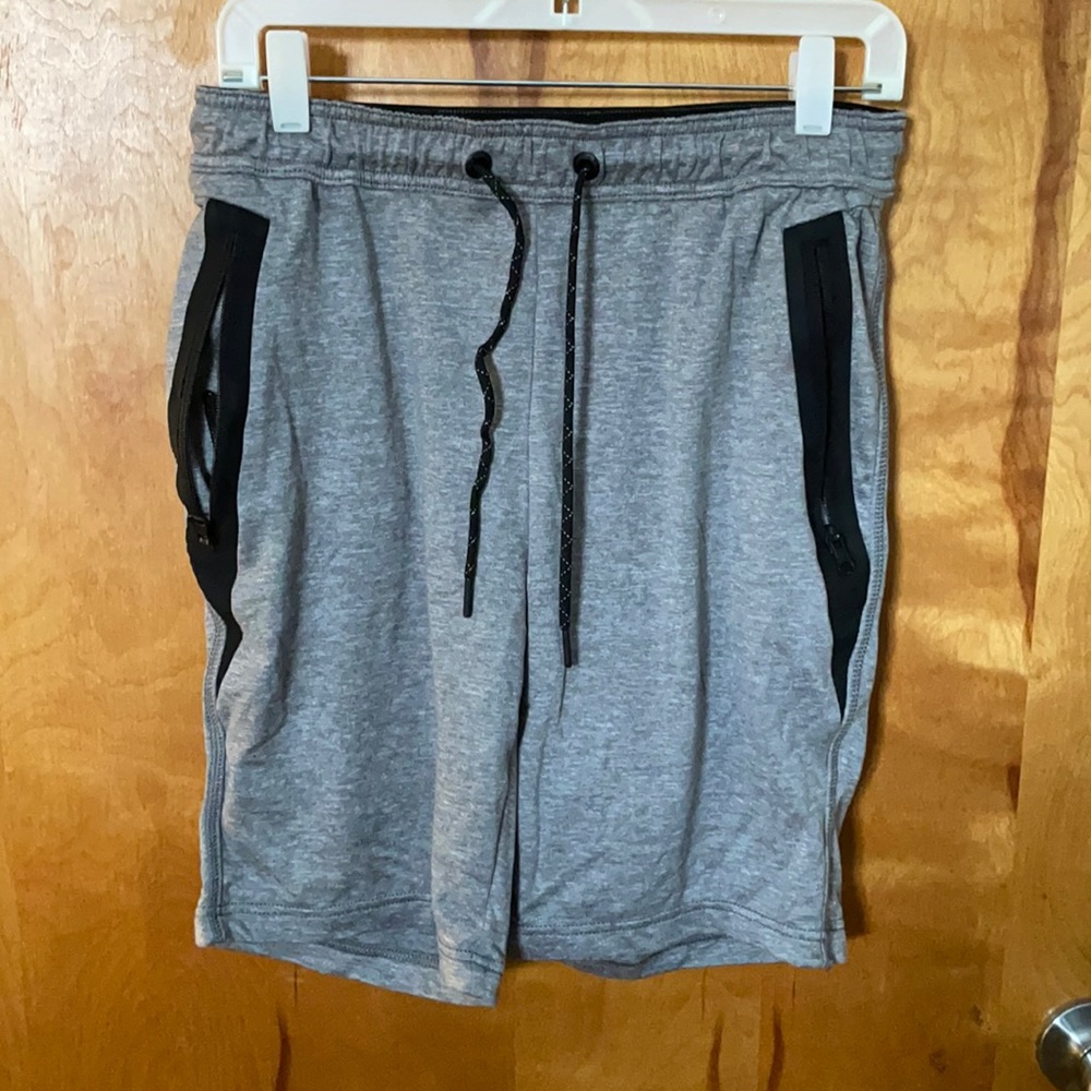 American Eagle 🦅 shorts